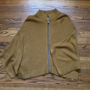 Lululemon Sweater *WORN ONCE*